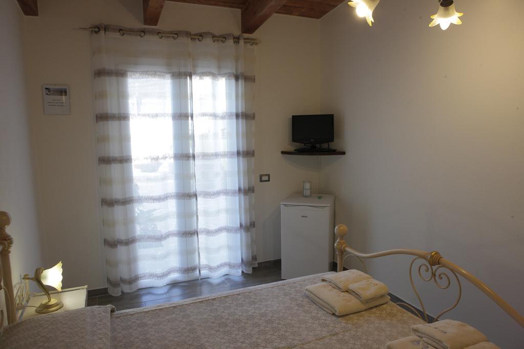 B&B Terre Del Sinis Кабрас Екстер'єр фото